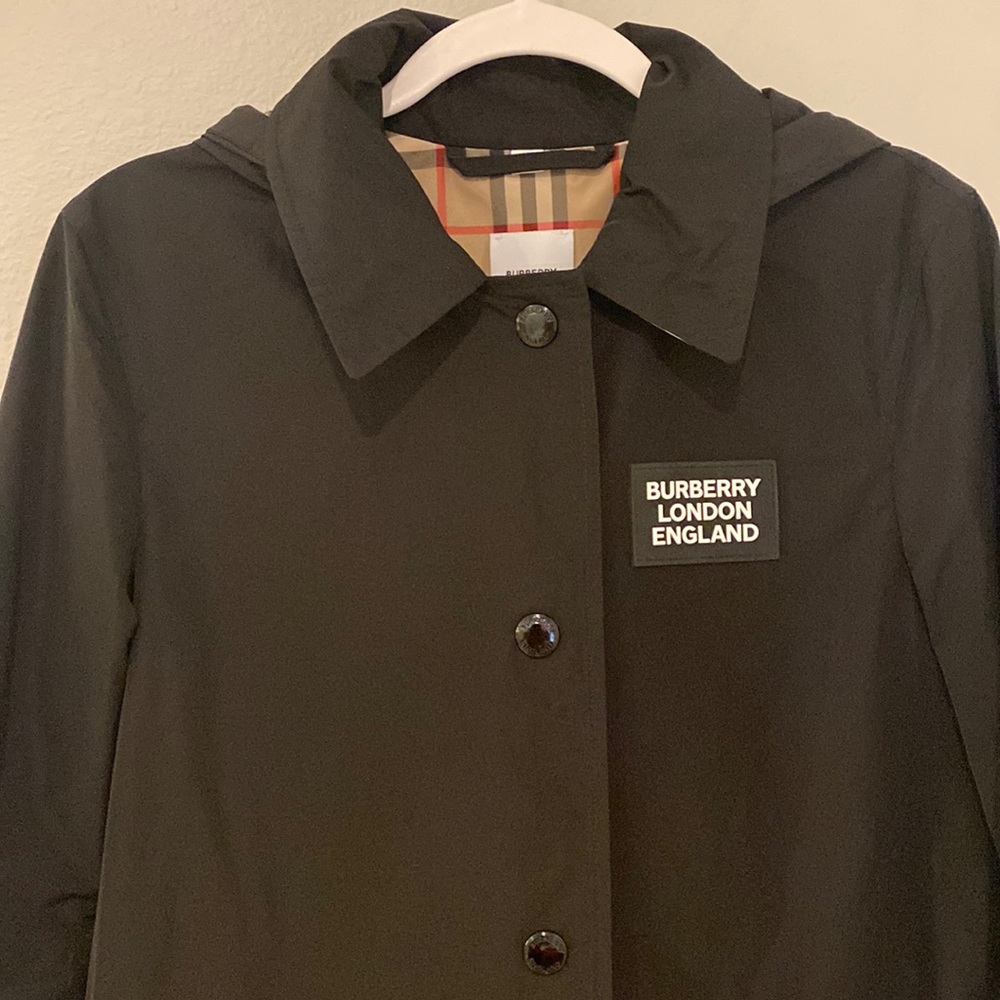 Burberry Trench women’s size 2